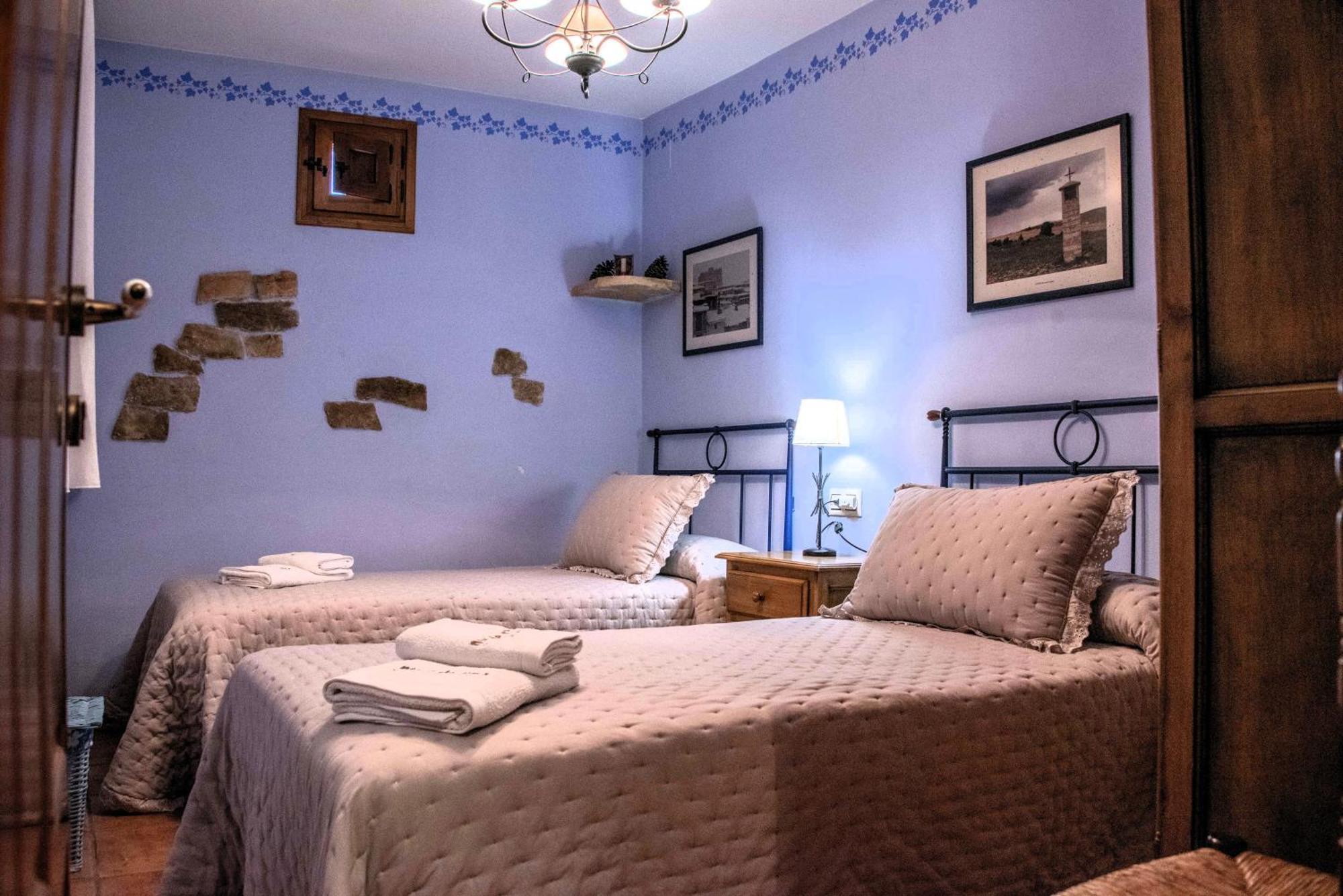 Casa Rural Nuri De Rei A Y B Todolella Esterno foto