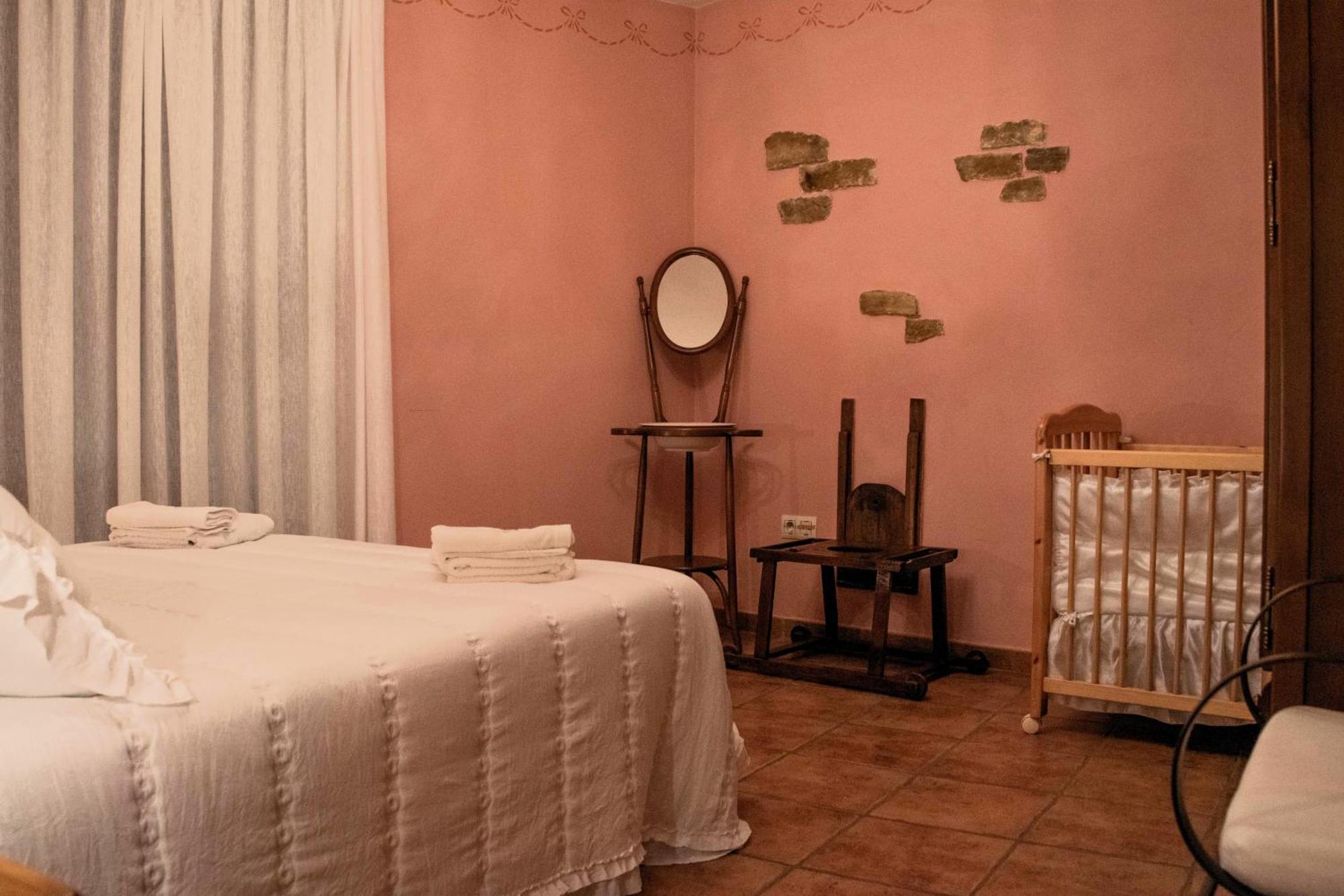 Casa Rural Nuri De Rei A Y B Todolella Esterno foto