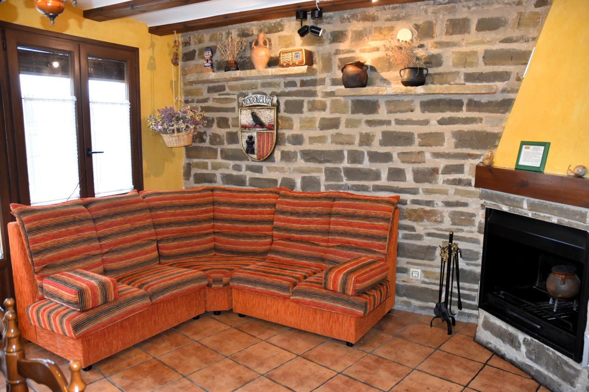 Casa Rural Nuri De Rei A Y B Todolella Esterno foto