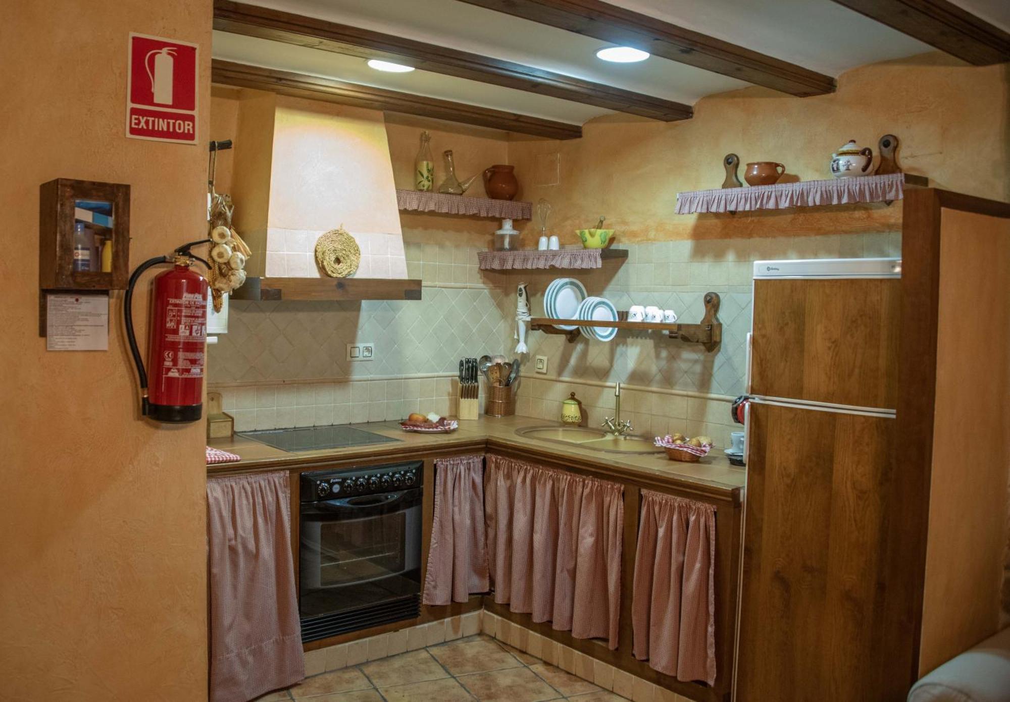 Casa Rural Nuri De Rei A Y B Todolella Esterno foto